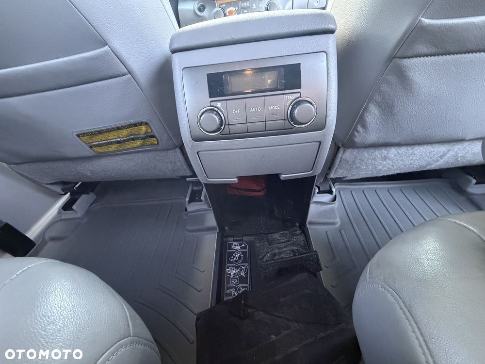Toyota Highlander - 24