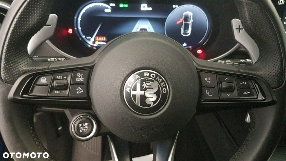 Alfa Romeo Stelvio - 23