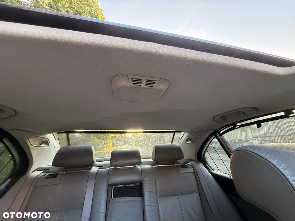 BMW Seria 5 - 29