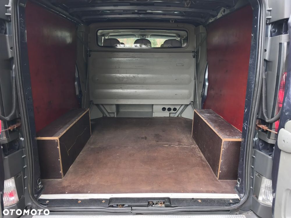 Opel Vivaro - 28