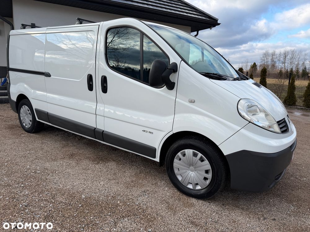 Renault trafic - 18