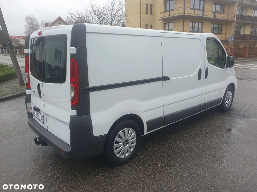 Renault TRAFIC - 8