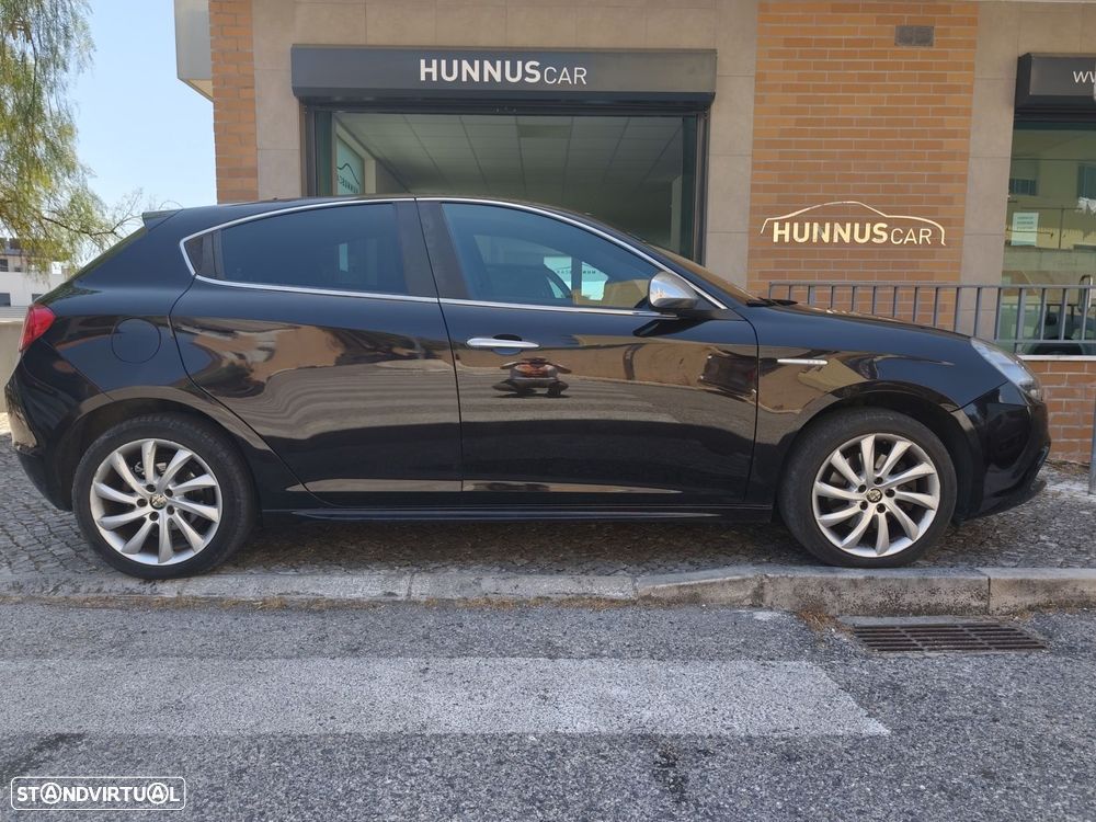 Alfa Romeo Giulietta 2.0 JTDM Distinctive - 20