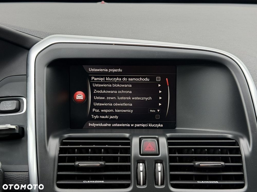 Volvo XC 60 - 32