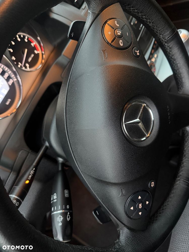 Mercedes-Benz Klasa C 180 Kompressor Automatik Avantgarde - 28