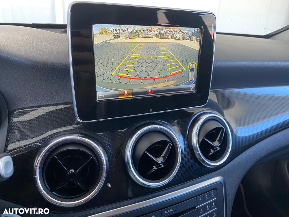 Mercedes-Benz CLA - 8