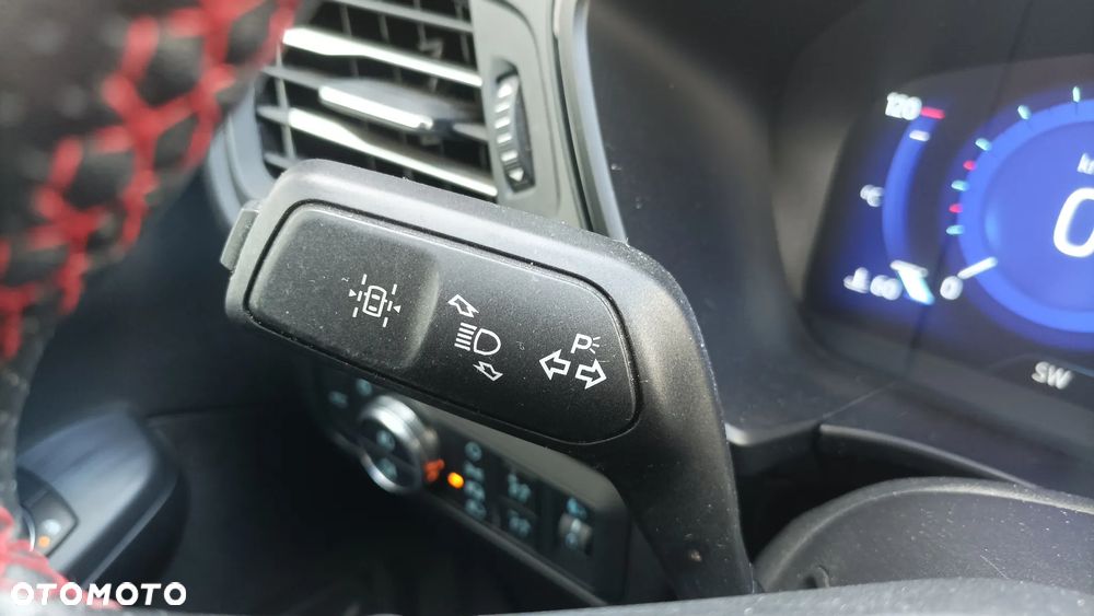 Ford Kuga 2.5 FHEV FWD ST-Line - 23