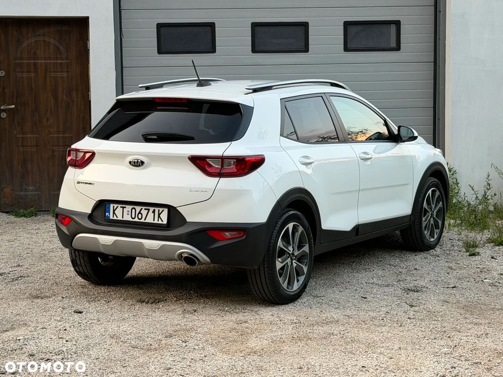 Kia Stonic 1.4 L - 10