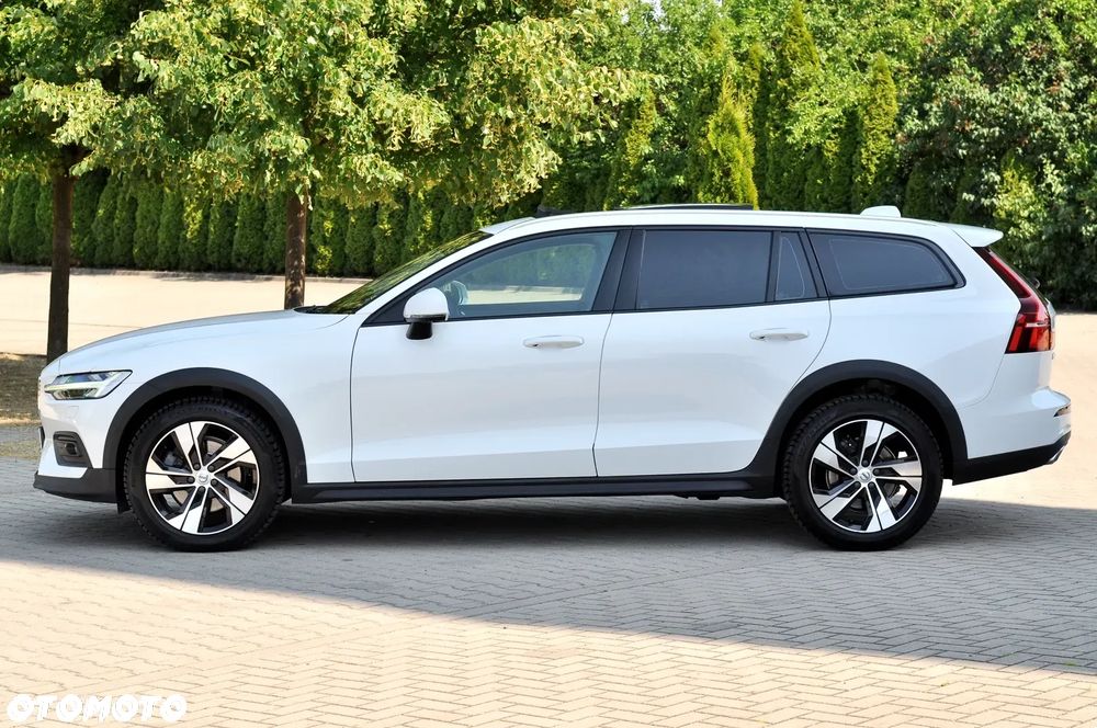 Volvo V60 Cross Country B4 D AWD Geartronic - 15