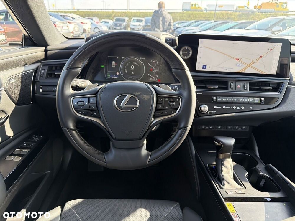 Lexus ES 300h Prestige - 12