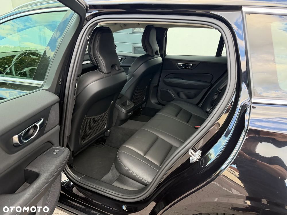 Volvo V60 D4 AWD Momentum - 15