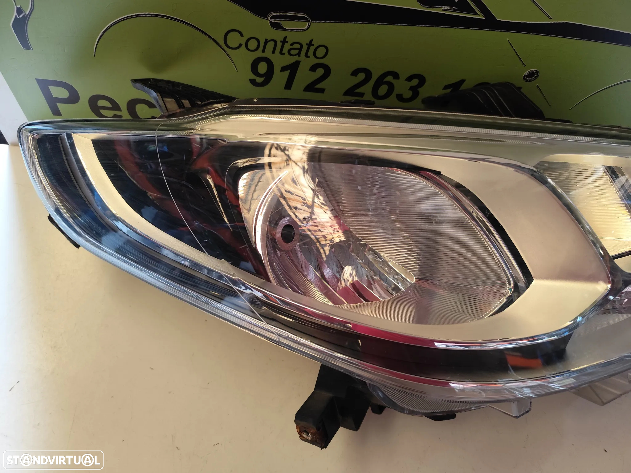 MAXUS EV30 FAROL DIREITO - FF722 - 3