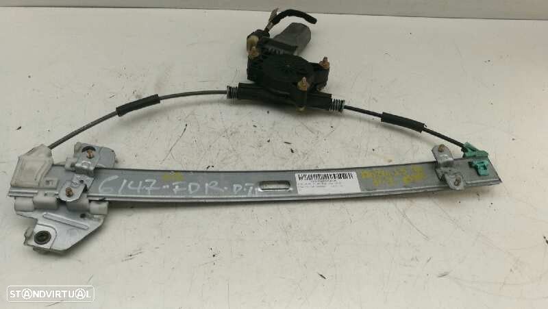 ELEVADOR DE VIDRO FRONTAL ESQUERDO KIA RIO II SEDAN 2006 - 2