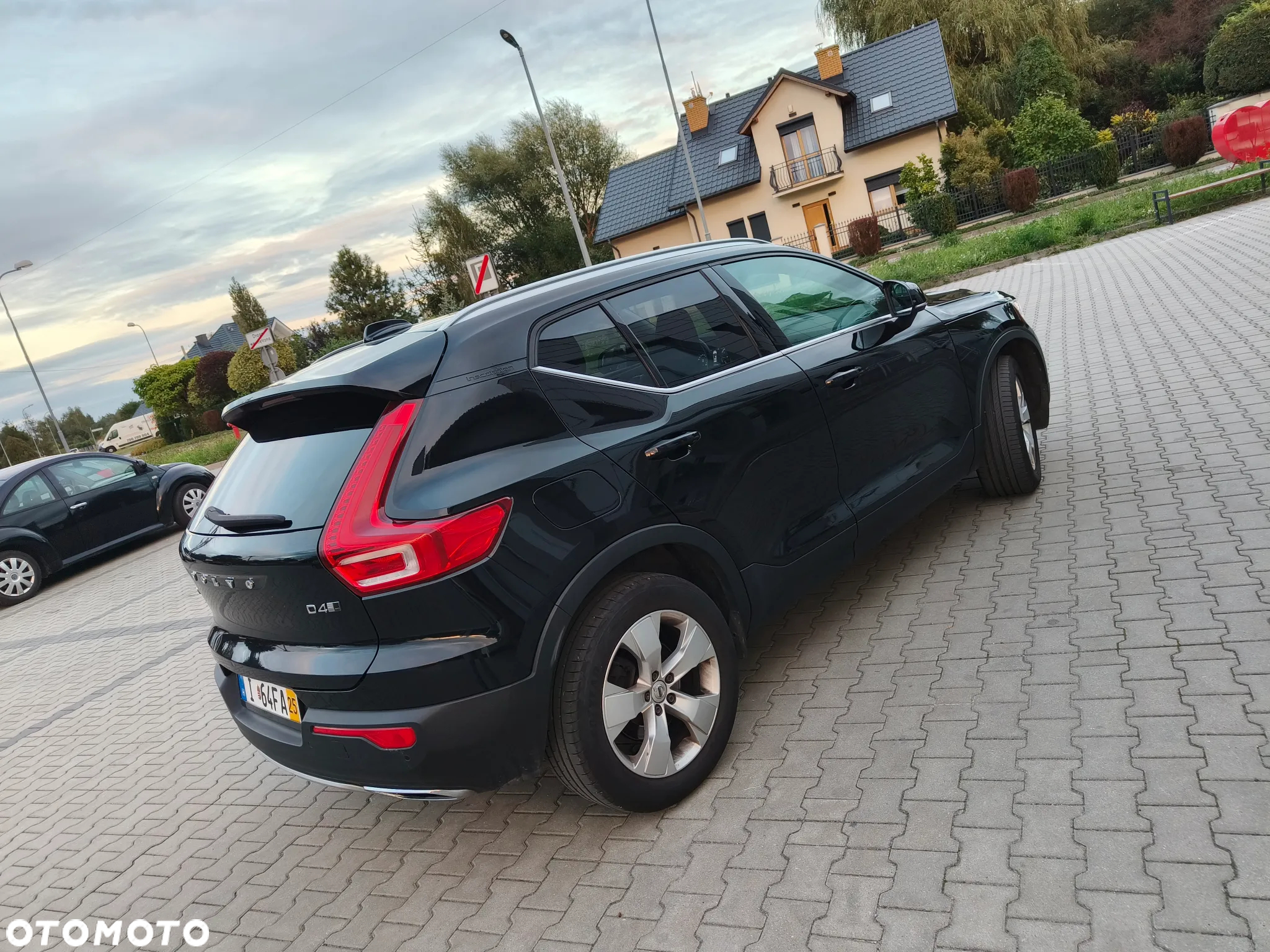 Volvo XC 40 D4 AWD Geartronic Inscription - 12