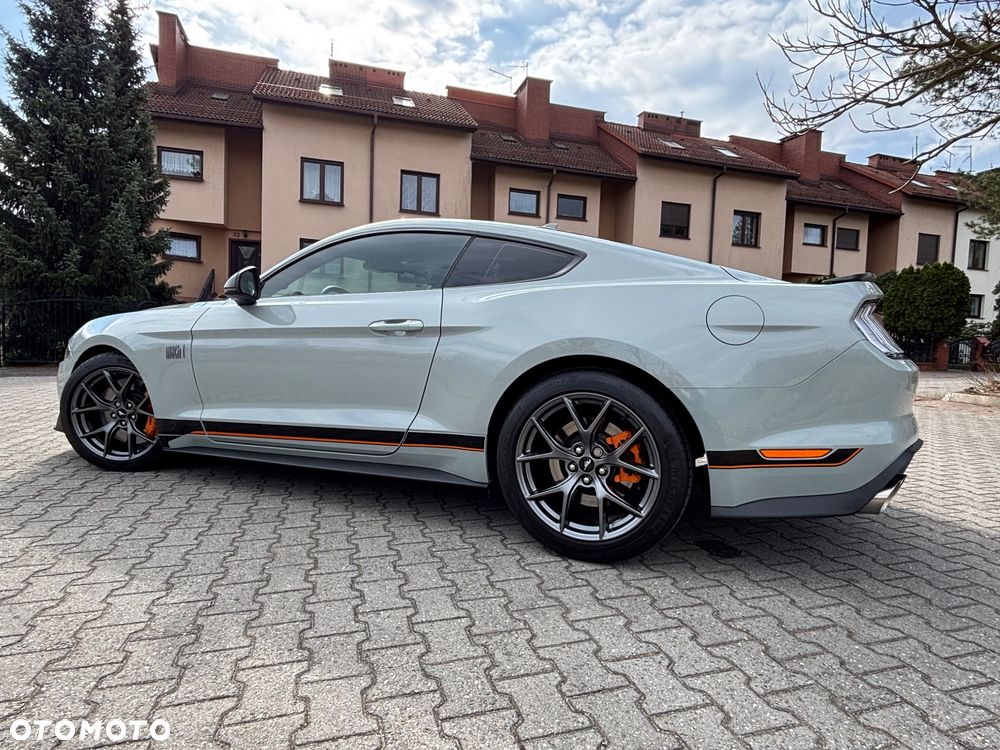 Ford Mustang - 15