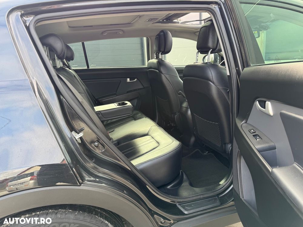 Kia Sportage 1.7 CRDI 2WD Attract - 8