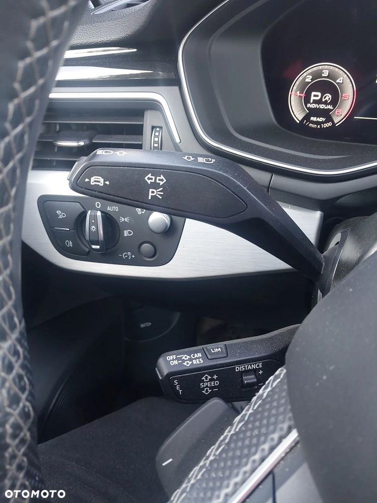 Audi A4 Limousine 40 TDI quattro S tronic S line - 17