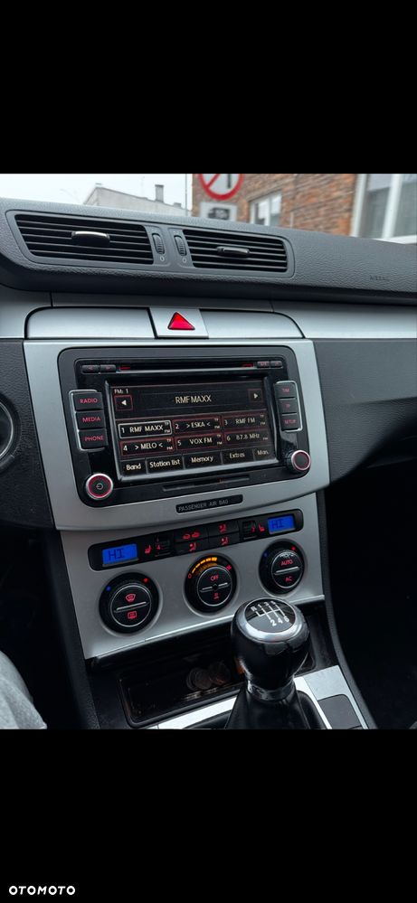 Volkswagen Passat - 6