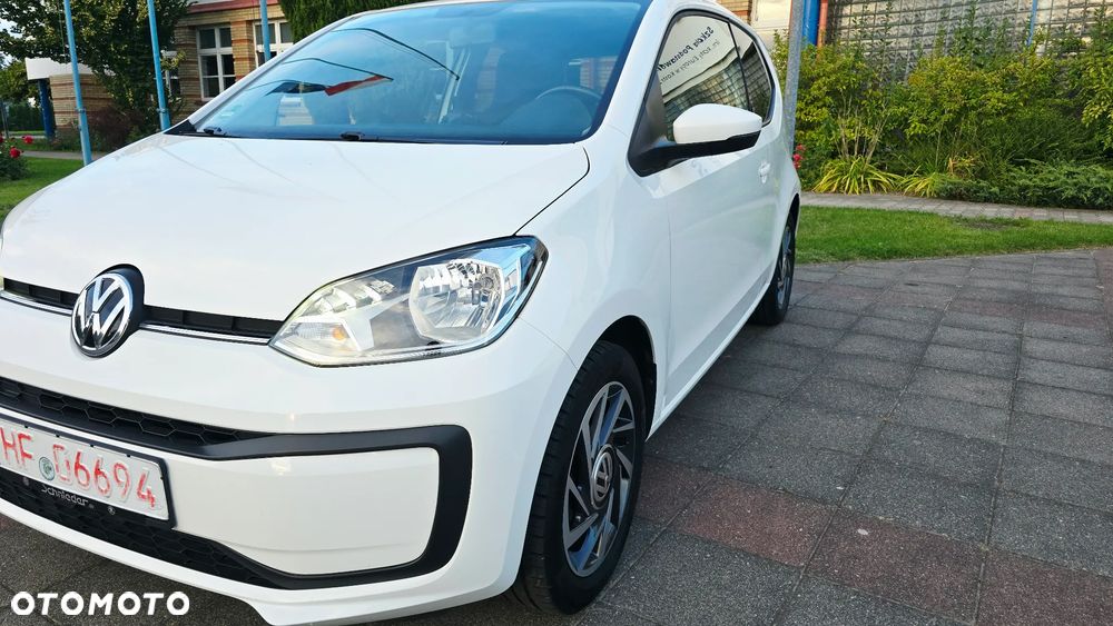 Volkswagen up! sound - 21