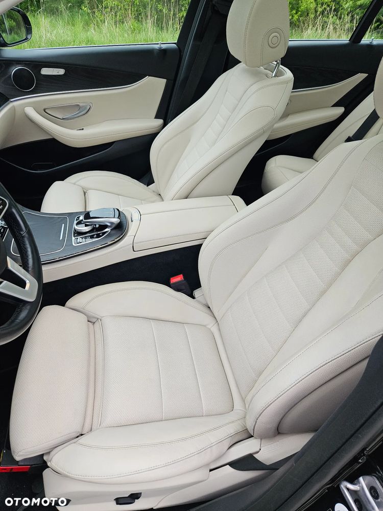 Mercedes-Benz Klasa E 220 d 4-Matic 9G-TRONIC - 20