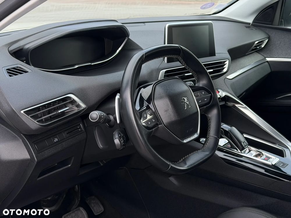 Peugeot 3008 1.6 PureTech GPF Allure S&S EAT8 - 16