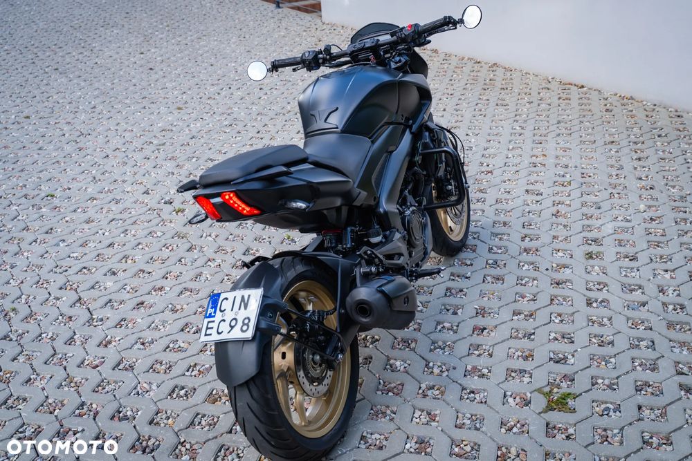 Bajaj Dominar 400 - 2