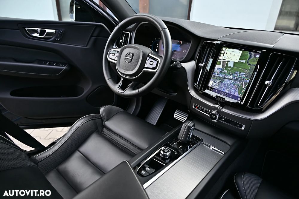 Volvo XC 60 B4 MHEV AT8 AWD R-Design - 9