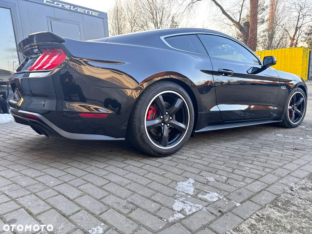 Ford Mustang - 14