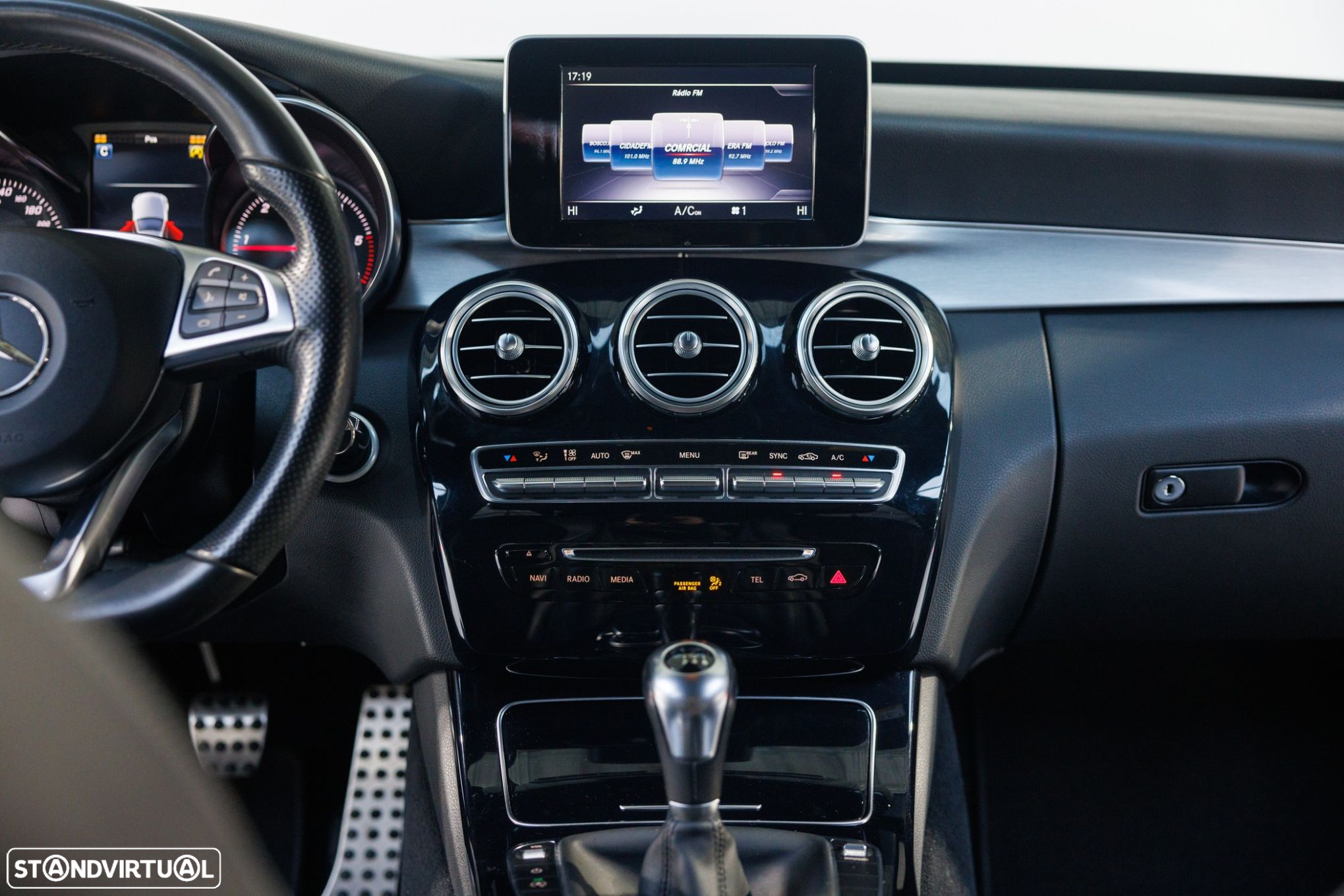 Mercedes-Benz C 220 d AMG Line - 26