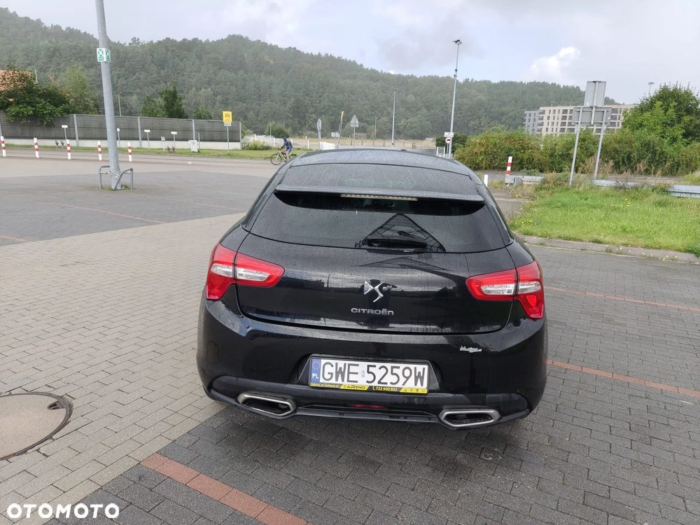 Citroën DS5 HDi 165 SportChic - 5