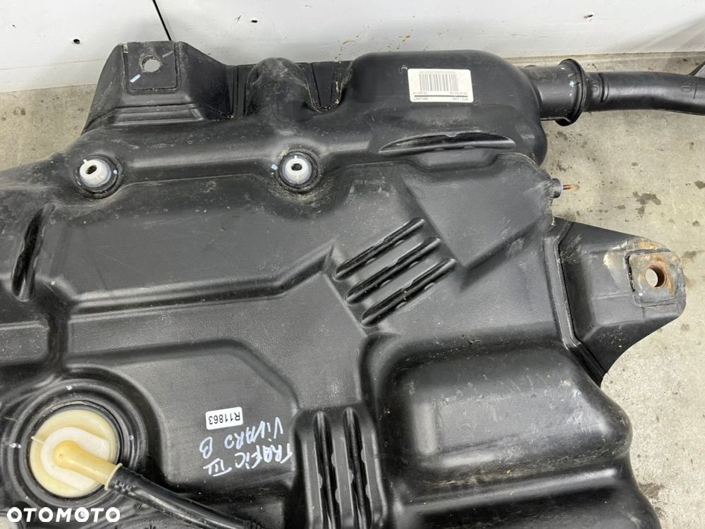 Zbiornik paliwa Renault Trafic III 3 Vivaro B Primastar II NV300 Talento bak 172017757r 9345804 - 5