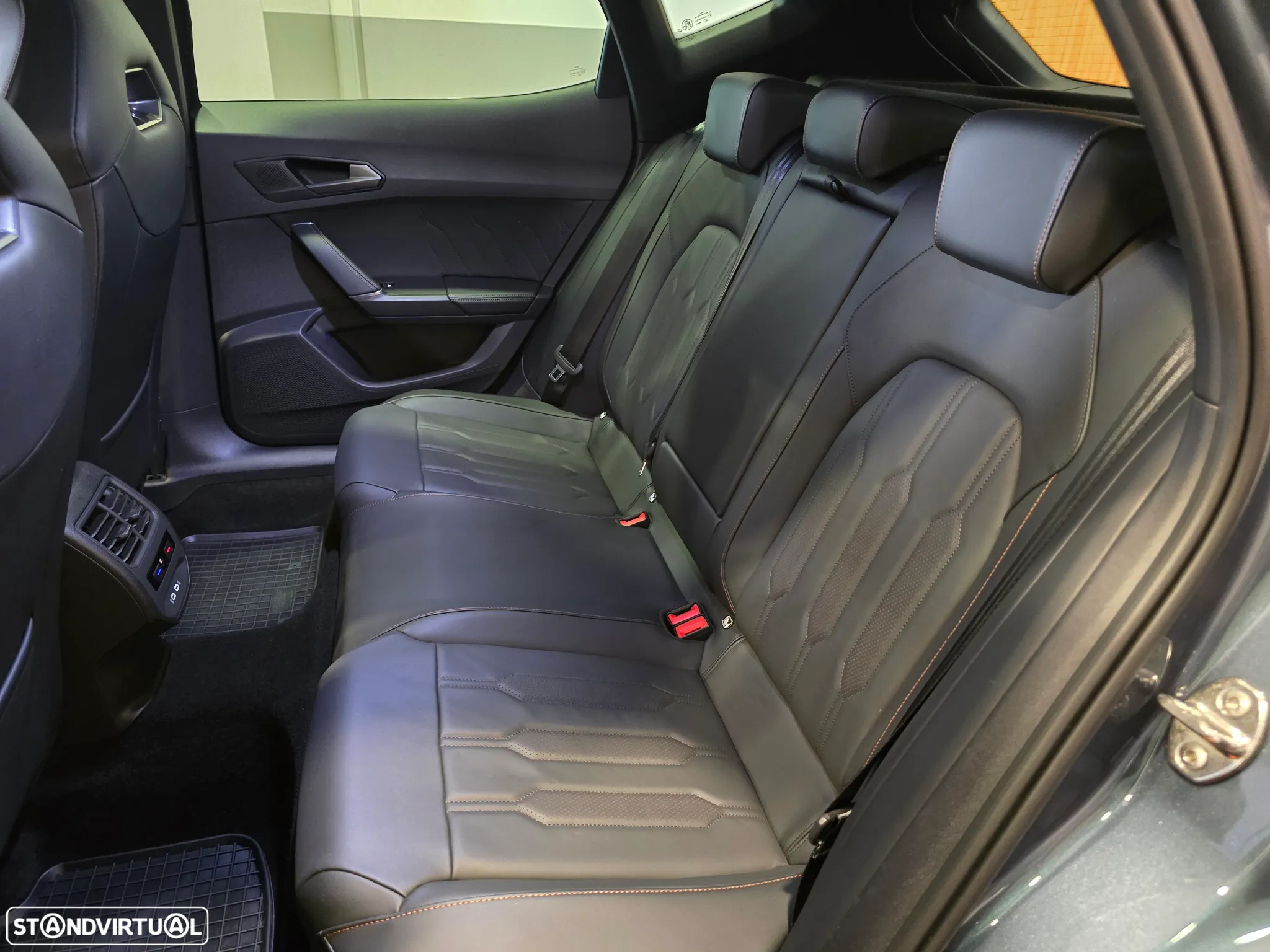 Cupra Formentor 1.4 e-Hybrid DSG VZ - 47