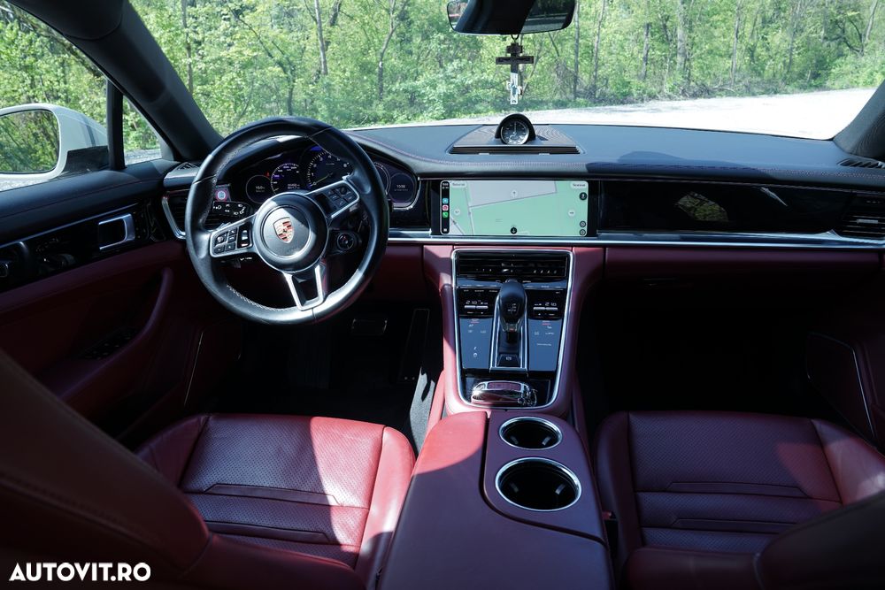Porsche Panamera 4 E-Hybrid - 19