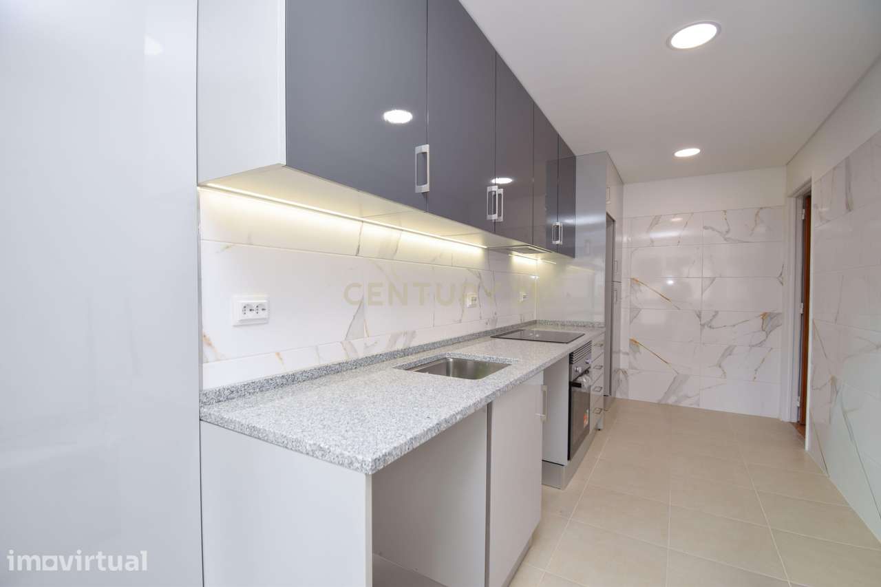 Apartamento T2 remodelado em Odivelas - Grande imagem: 2/21