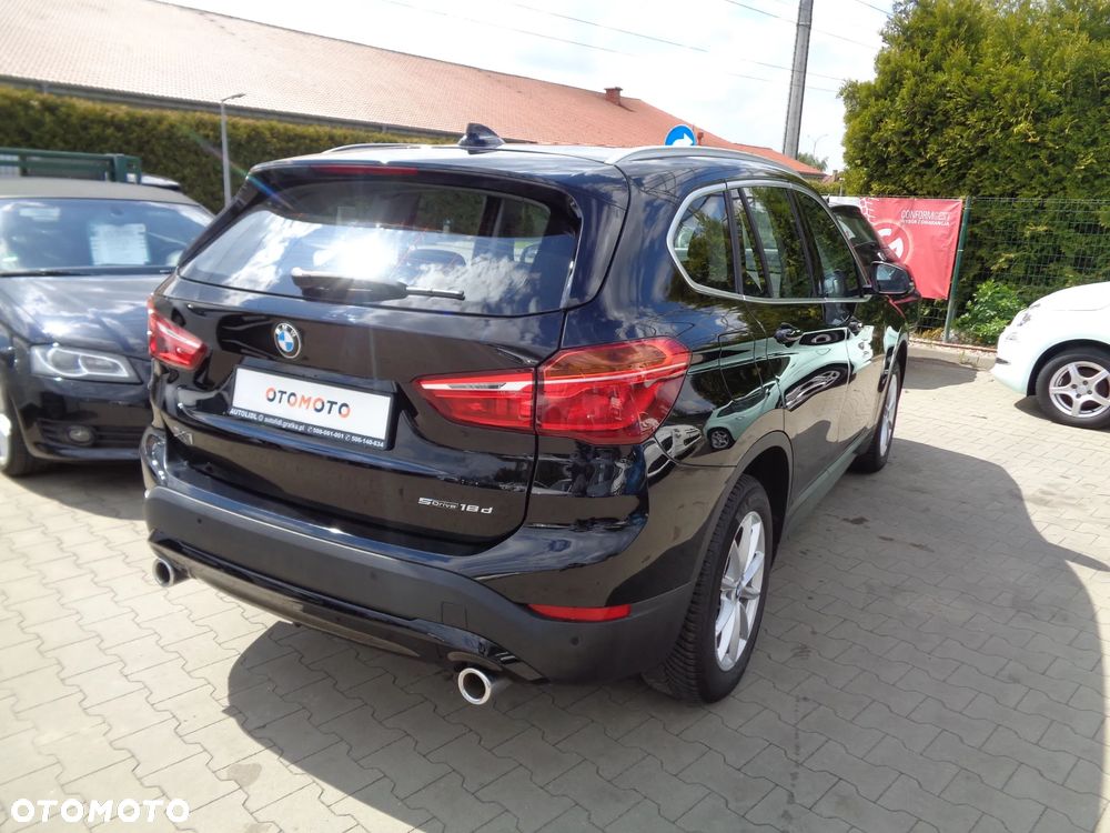 BMW X1 sDrive18d Sport Line - 5