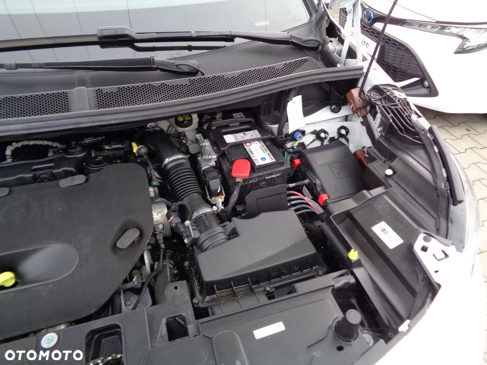 Peugeot 5008 BlueHDi 180 EAT8 GT Pack - 31