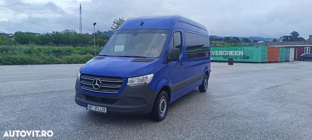 Mercedes-Benz Sprinter - 1