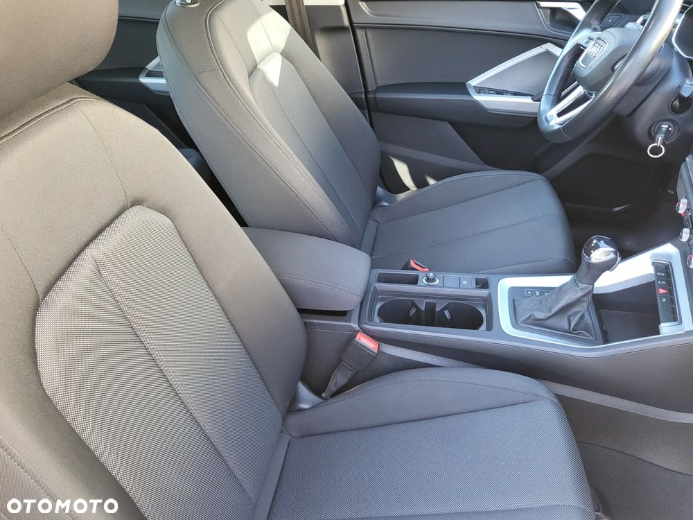 Audi Q3 35 TFSI mHEV S tronic - 9