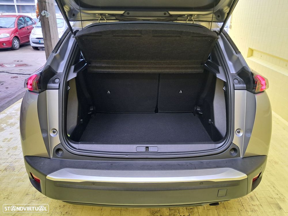 Peugeot 2008 1.5 BlueHDi Allure - 16