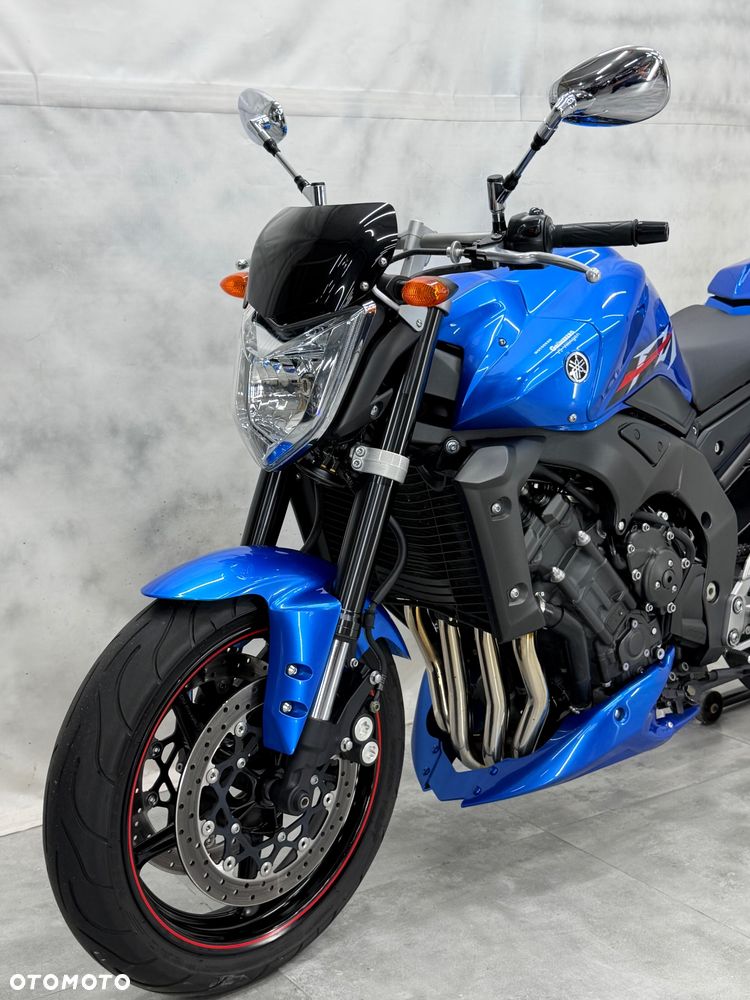 Yamaha FZ - 4