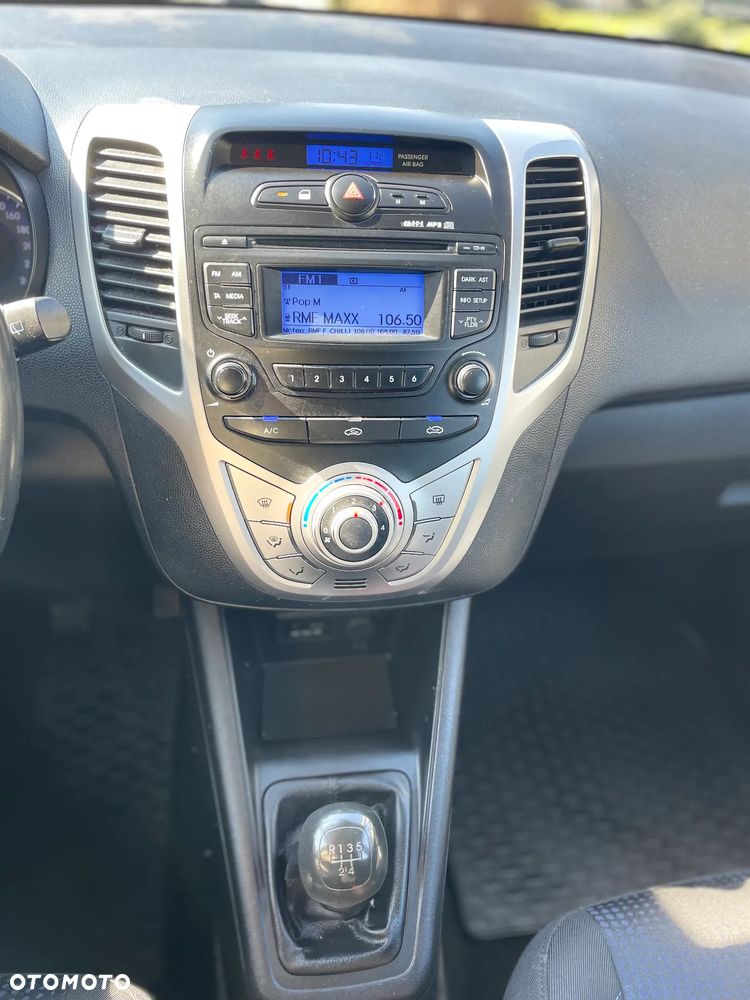 Hyundai ix20 1.4 Premium blue - 10