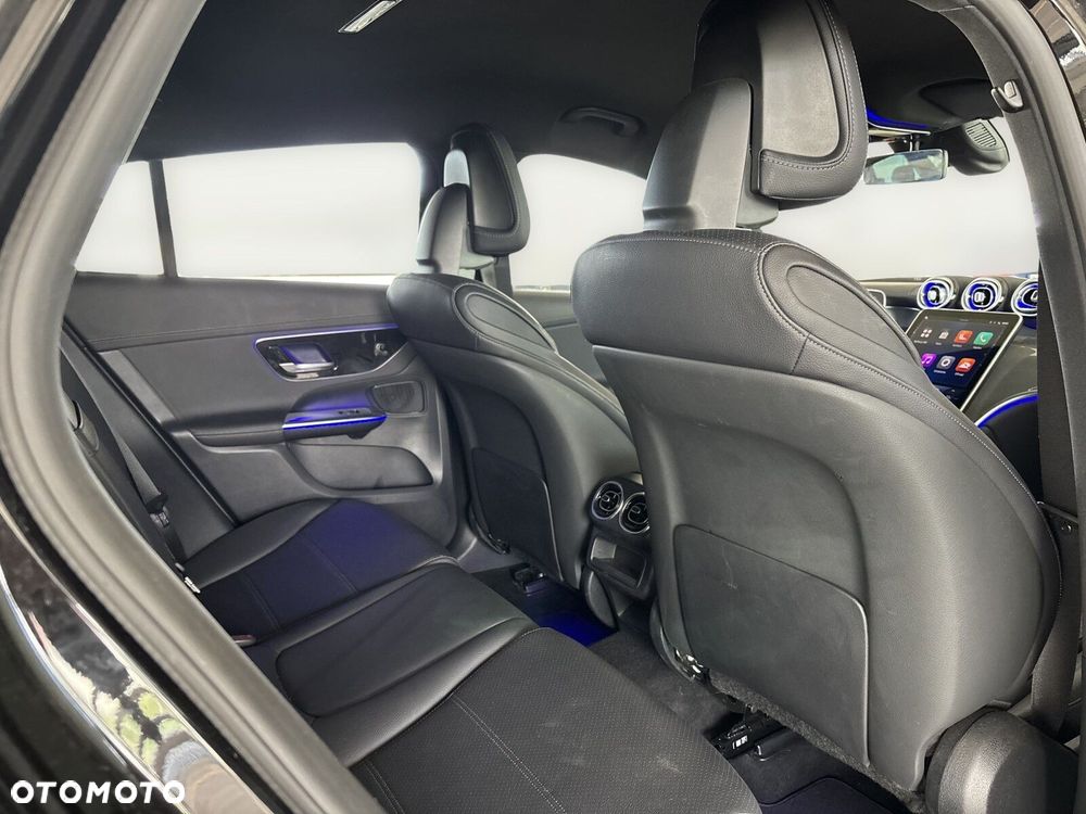 Mercedes-Benz GLC - 21