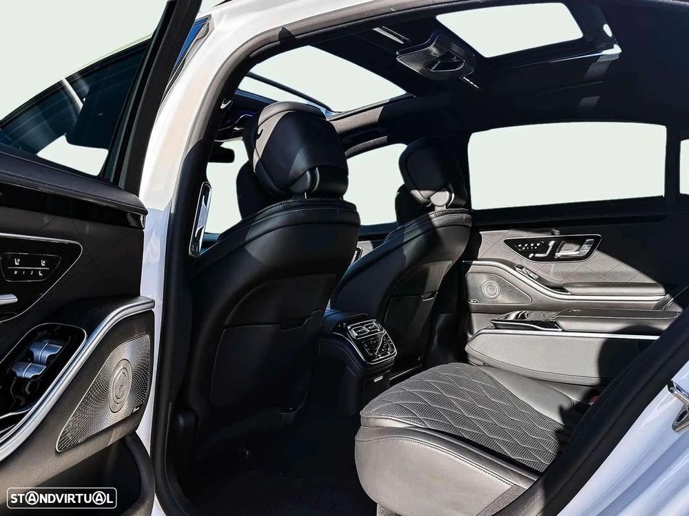 Mercedes-Benz S 580 e Longo - 13