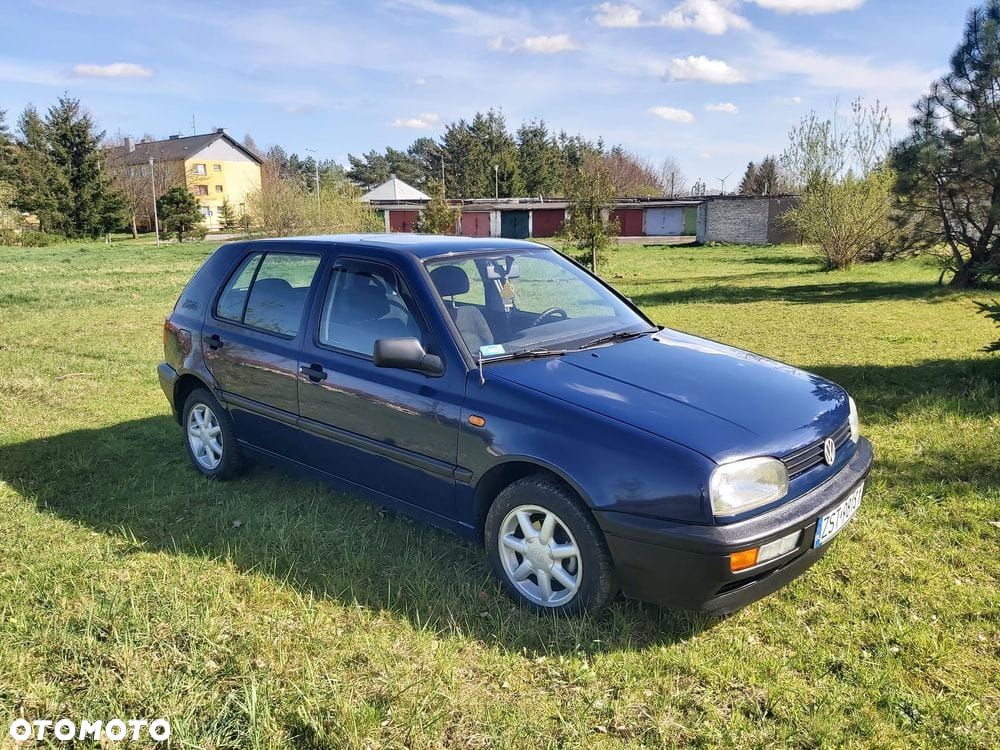 Volkswagen Golf 1.4 Spring - 1