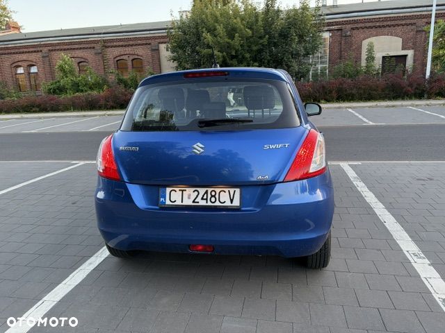 Suzuki Swift 1.2 Premium - 2