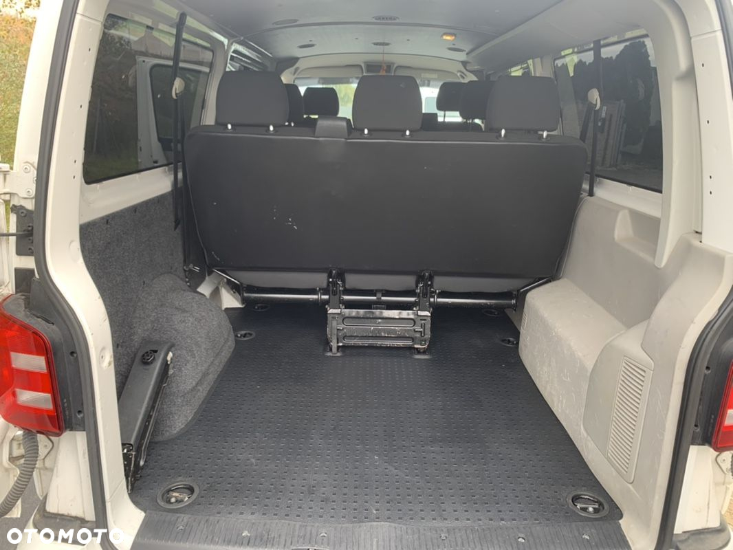 Volkswagen Transporter - 16