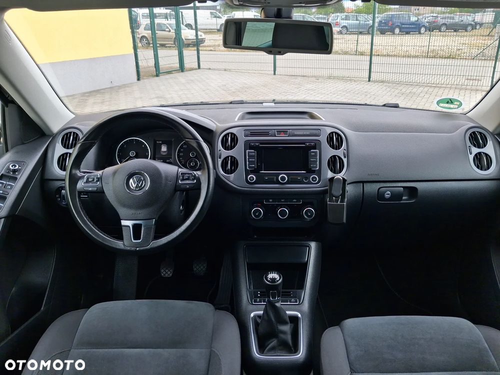Volkswagen Tiguan 2.0 TDI DPF 4Motion BlueMotion Technology Exclusive - 9