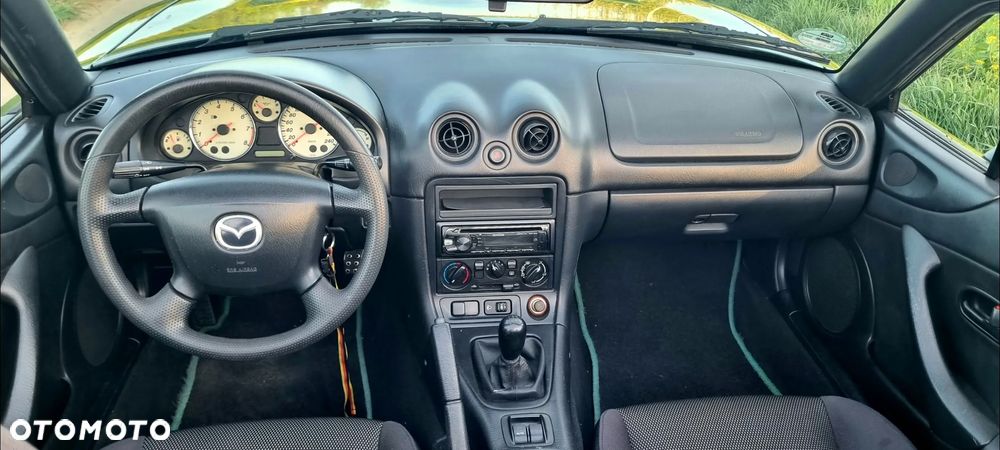 Mazda MX-5 1.6i 16V - 4