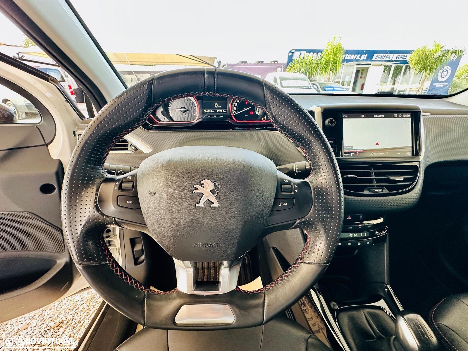 Peugeot 2008 1.2 PureTech GT Line - 15