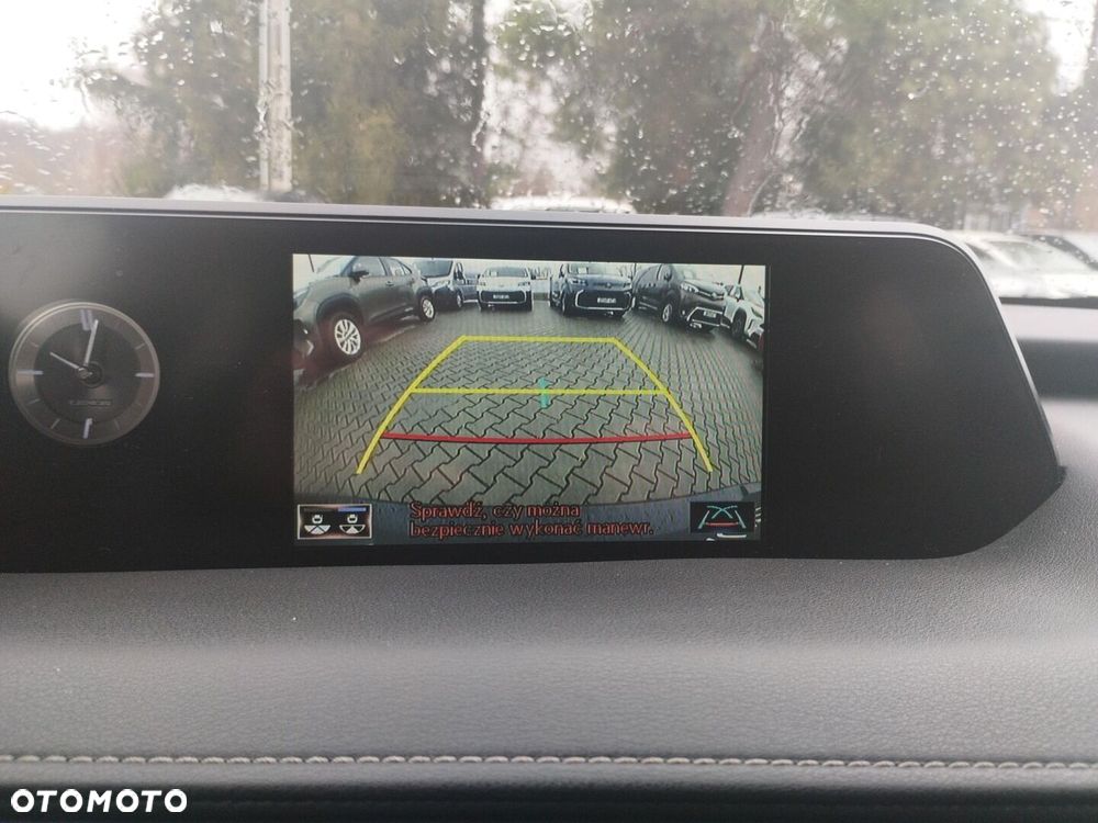 Lexus UX 200 GPF Business Edition 2WD - 19